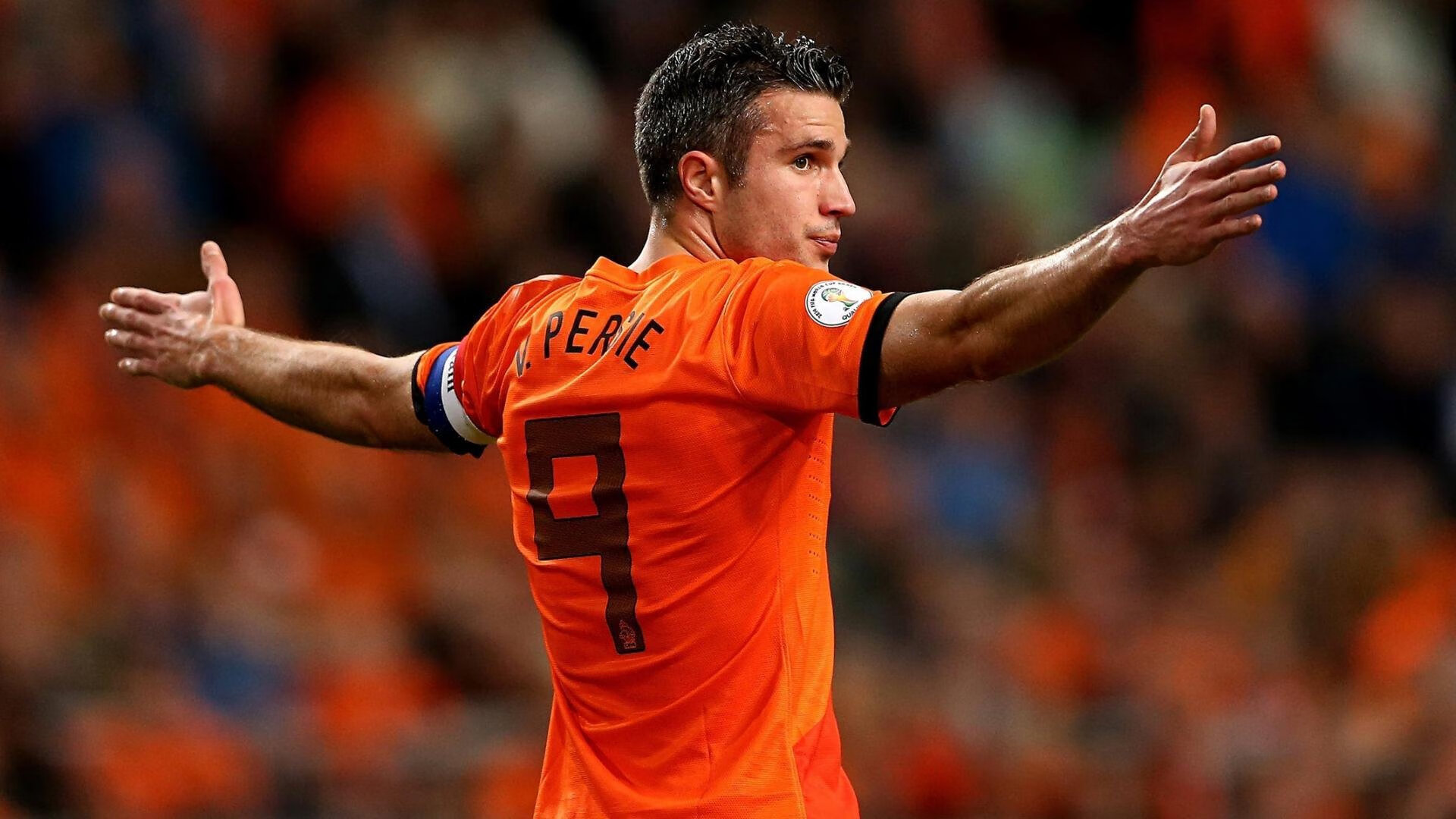 当密尔沃基的篮球圣殿响起欧冠主题曲,利拉德的双重征服